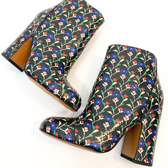✨Host Pick✨ Marc Jacobs Runway Cora Print Heeled Boots Size 5 - Picture 5 of 9